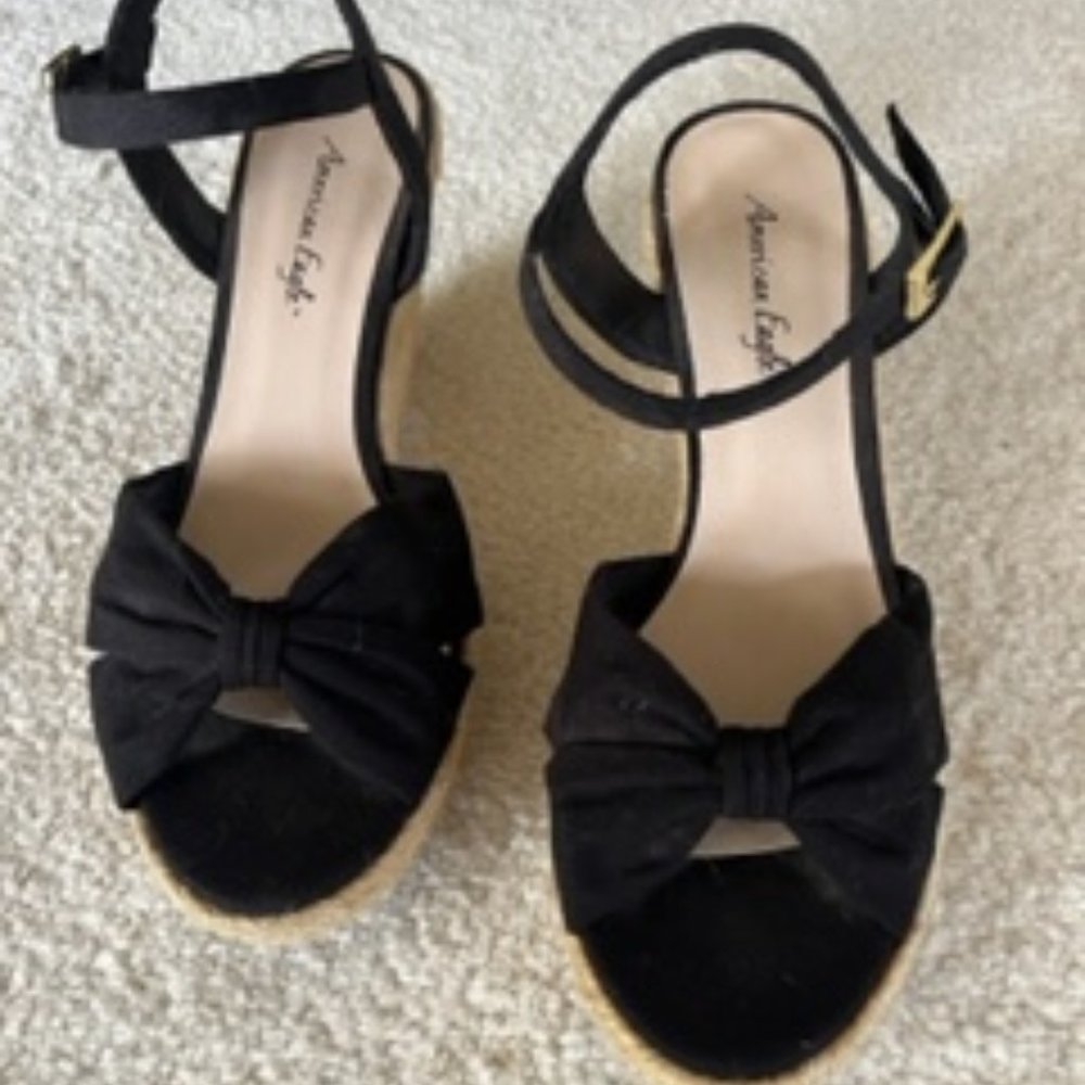 American Eagle- black wedged sandals.  Size 7.5  Excellent condition!